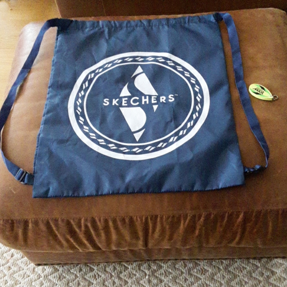 SKECHERS backpack/bag 16x20